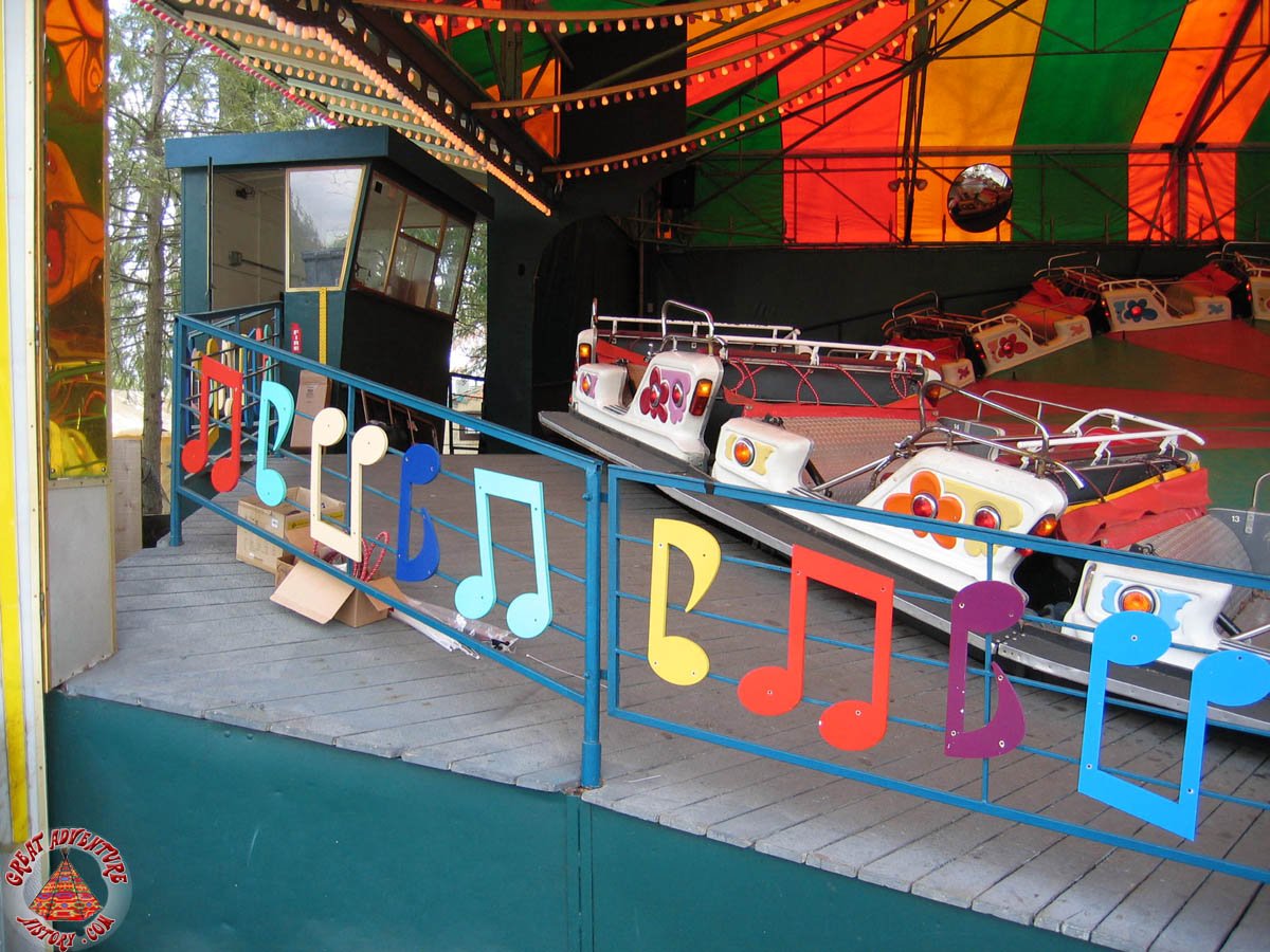 Musik Express at Six Flags Great Adventure